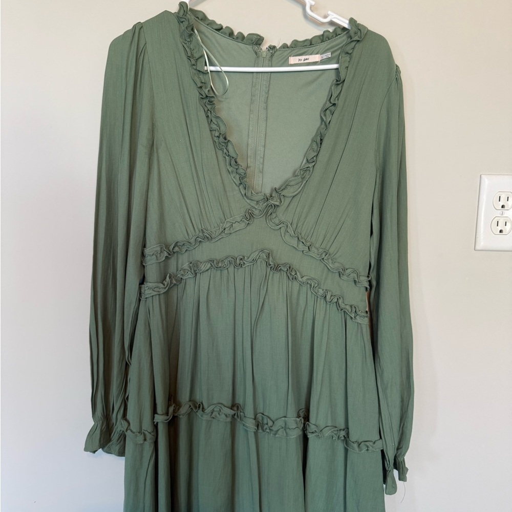 Elegant Green Ruffled Dress